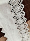 Broderie Metraj Panza Bumbac Alba, Model Floral Albastru 340x11 cm Antichitate