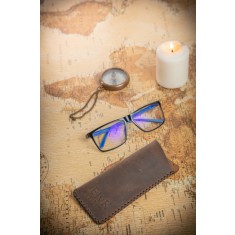 Toc Etui ochelari soare vedere din piele naturala, Handmade, lucrat si cusut manual, Mark, Maro, Produs in Romania