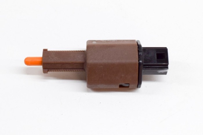 Senzor pedala de fr&acirc;nă TESLA MODEL 3 2022 OEM: 1044681-00-B 20347521
