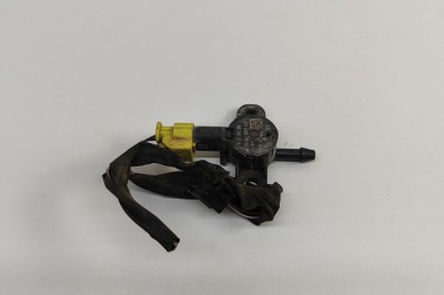 Senzor de impact st&amp;acirc;nga față AUDI Q7 4M 2018 OEM: 4M0959121A | 30422025 foto
