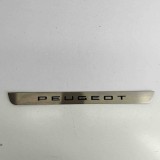 Ornament Prag Stanga Fata Peugeot 2008 II (2024-) OEM 98532023RW Original