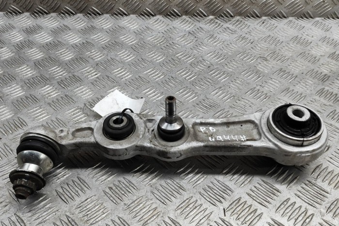Braț inferior dreapta față MERCEDES-BENZ C T-Model S205 2014 OEM: A2053306201 28226370