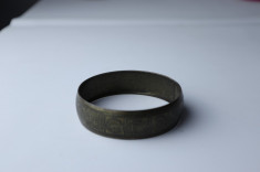 Bratara tip Bangle - Vintage - Design Roma Antica - culoare arama cu patina foto