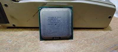 CPU Server Intel Xeon X5260 SLANJ 3.3GHz Socket 771 foto