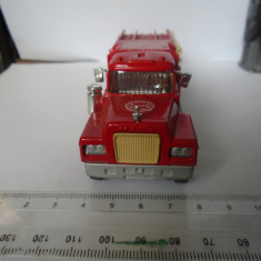 bnk jc Solido - Mack Pompier - Chicago Fire Dept - 1/60