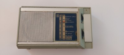 RADIO PESCARUS S , 6 TRANZISTOARE , FUNCTIONEAZA PE MEDII . foto