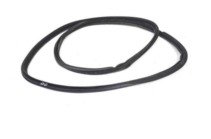 Garnitura ușă dreapta spate INFINITI Q50 2018