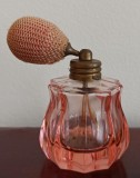 Sticla veche de parfum cu pompita, secolul XX