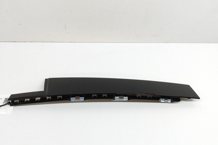Ornament vertical ușă st&acirc;nga spate VW TIGUAN AD1 2024 OEM: 5NA839901B 28267543