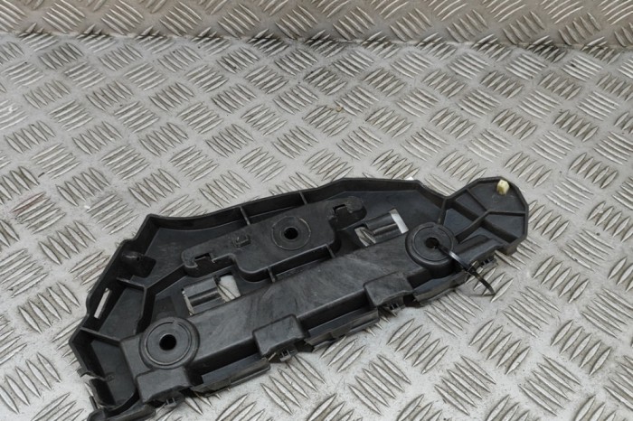 Suport bara de protecție dreapta spate PORSCHE CAYENNE 9Y0/9Y3 2019 OEM: 9Y0807406B 30621081