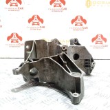 Cumpara ieftin Suport alternator Renault Megane Scenic 1.9 Dci 1997 - 2003