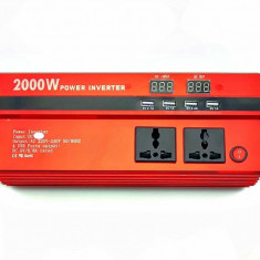 Invertor Auto 2000W Cu Display Dublu 3 Iesiri 220V Si 4 USB-uri