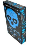 Lights out. Seria In intuneric Vol.1 - Navessa Allen