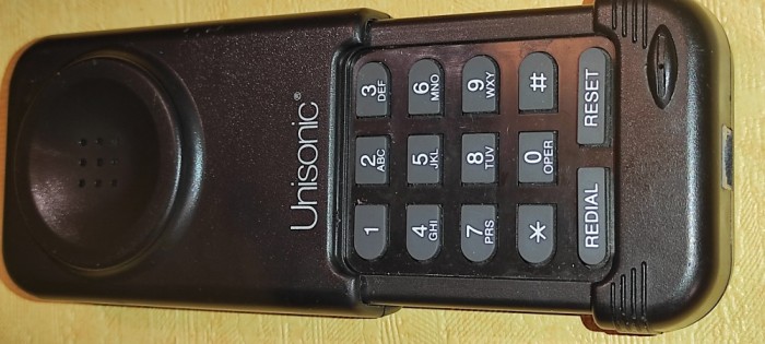 Pentru colectionari - telefon vintage slide UNISONIC MODEL TP.101