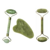 Cumpara ieftin Set 2 role Jade (1 abraziva) cu piatra Gua Sha - Verde, Dactylion