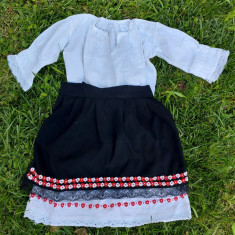 Costum popular traditional zona Chioar Maramures, marime de fetita 7-8 ani