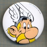 Y 1158 INSIGNA - ASTERIX -PERSONAJ DIN CICLUL ,,ASTERIX&quot; - PENTRU COLECTIONARI