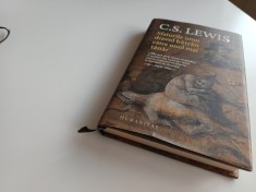 C. S. LEWIS, SFATURILE UNUI DIAVOL BĂTR&Acirc;N CĂTRE UNUL MAI T&Acirc;NĂR. HUMANITAS 2023 COPERTI CARTONATE+ SUPRACOPERTA