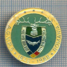 AX 135 INSIGNA VANATOARE SI PESCUIT SPORTIV PERIOADA RSR -A.G.V.P.S -1948-1988