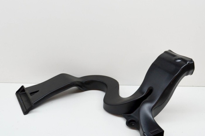 Tub de admisie aer TESLA MODEL Y 2020 OEM: 1501069-00-A 13832669