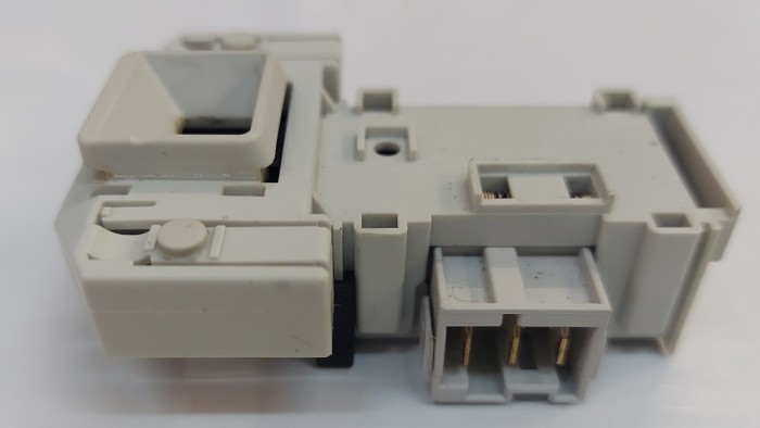 Mecanism inchidere usa Masina de spalat BOSCH WAB 20262 BY/16 / C28