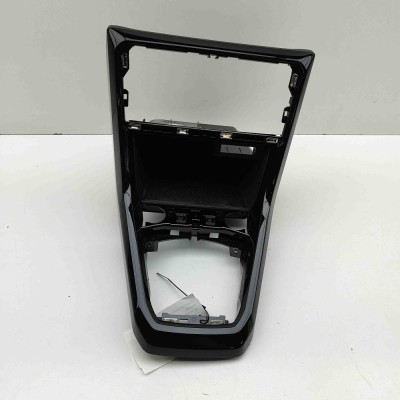 Ornament consola centrală VW T-CROSS C11 2024 OEM: 2GM863681A 31404507 foto