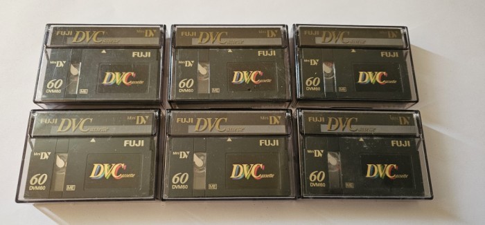 CASETA FUJI MINI DVM60 , ME , LOT 6 BUCATI .