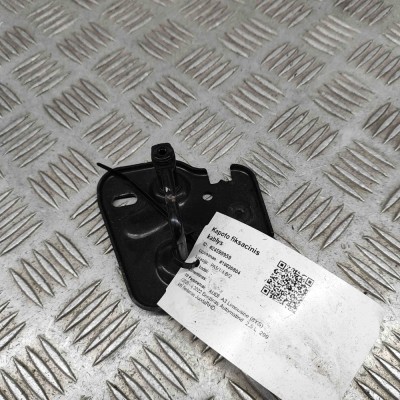 Zăvor de siguranță capota AUDI A3 Limousine 8YS 2022 OEM: 81A823185A 24599959 foto