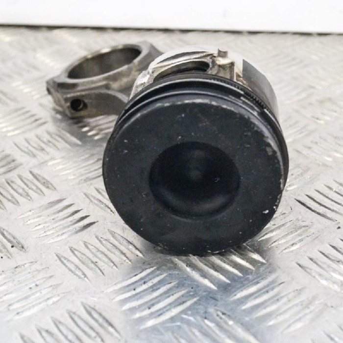 Piston MAZDA 6 Hatchback GH 2008 OEM: 5C9N12/31K 2027824