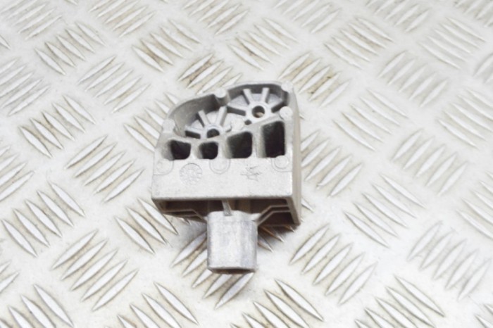 Suport radiator MASERATI GHIBLI M157 2015 OEM: 670001323 20511332