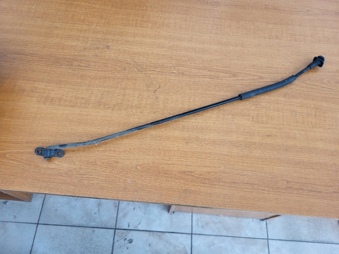 Tija capotă motor Kia Ceed