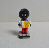 Acordeonist figurină ceramică &bdquo;Robertson&rsquo;s Golliwog&rdquo; circa 1960