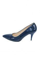 Pantof elegant, lucios, cu toc subtire inalt, de culoare bleumarin foto