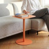 Masa laterala Nast&auml;tten din metal, portocaliu mat, 50x40x40 cm