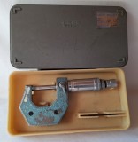 MICROMETRU - STAS 1374-73, 182-11-87, produs vechi fabricat in Romania in perioada socialista, de intreprinderea Mecanica fina, in cutia originala