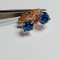 Cercei din aur de 18 k cu spinel albastru # 9184
