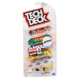 TECH DECH PACHET 4 PIESE FINGERBOARD ALMOST 9.6CM SuperHeroes ToysZone, Spin Master