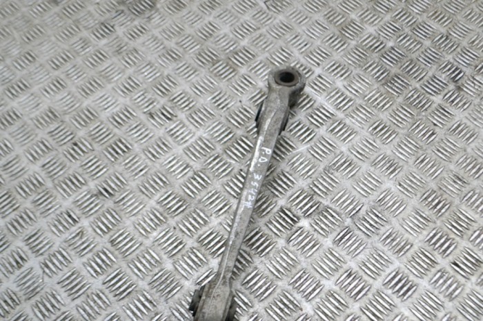 Braț inferior dreapta față AUDI A5 8T3 2013 OEM: 8K0407156C | 14612831