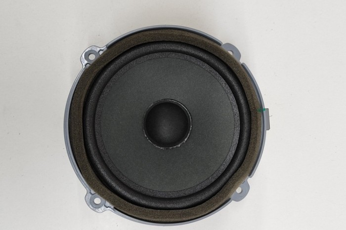 Difuzor ușă dreapta spate HYUNDAI IONIQ AE 2019 OEM: 96330-F2100,8941034701A 22342299
