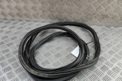 Garnitura ușă st&amp;acirc;nga față PORSCHE MACAN DKN 2021 OEM: 95B831721E | 31538488 foto