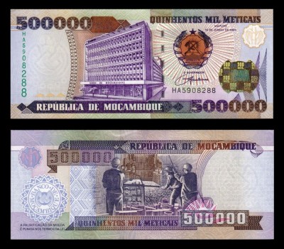 MOZAMBIC █ bancnota █ 500000 Meticais █ 2003 █ P-142 █ UNC █ necirculata foto