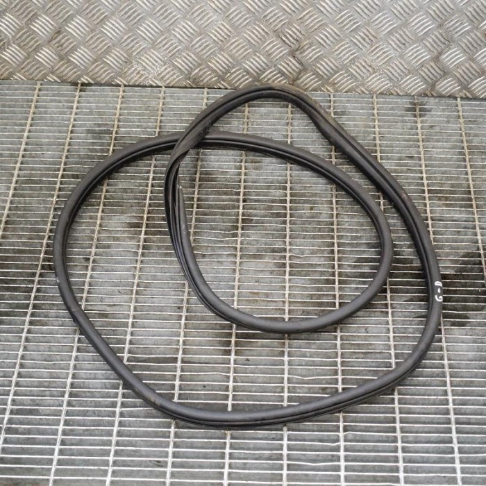 Garnitura ușă dreapta spate HYUNDAI i30 GD 2015 | 3832966