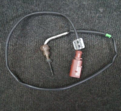 Senzor de temperatură VW TIGUAN 5N_ 2012 OEM: 03L906088CL | 2092155 foto