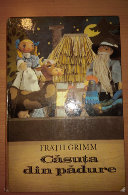 CASUTA DIN PADURE - Fratii Grimm 1983 foto