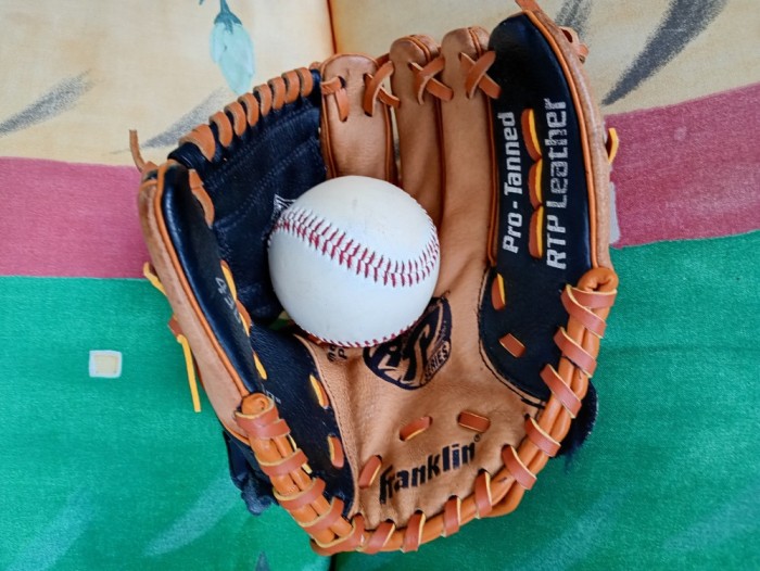 Manusa Baseball/Franklin+minge /