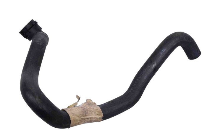 Furtun de lichid de răcire AUDI A4 8D2, B5 2001 OEM: 8D0819371AB 28267563