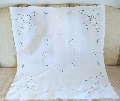 Fata de masa Vintage din bumbac cu broderie florala- Alb foto