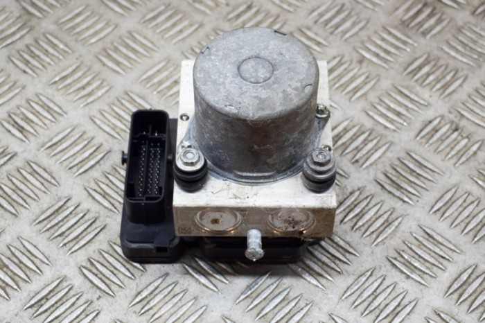 Pompa ABS TESLA MODEL 3 2019 OEM: 1044745-00-B,1103541-00-A 14890658