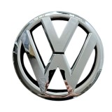 Emblema Fata pentru Volkswagen Golf 6 2008-2013, prindere in grila radiator, 135mm