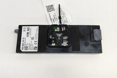 Amplificator de antena VW ID.4 E21 2022 OEM: 1EA035741G,1EA035741D 27585818 foto